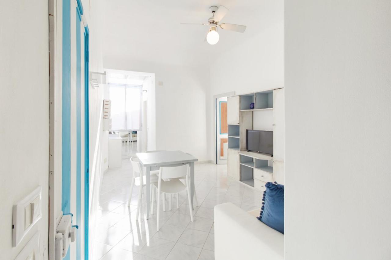 Apartamento Casa Cici A 50 Mt Dal Mare Finale Ligure Exterior foto