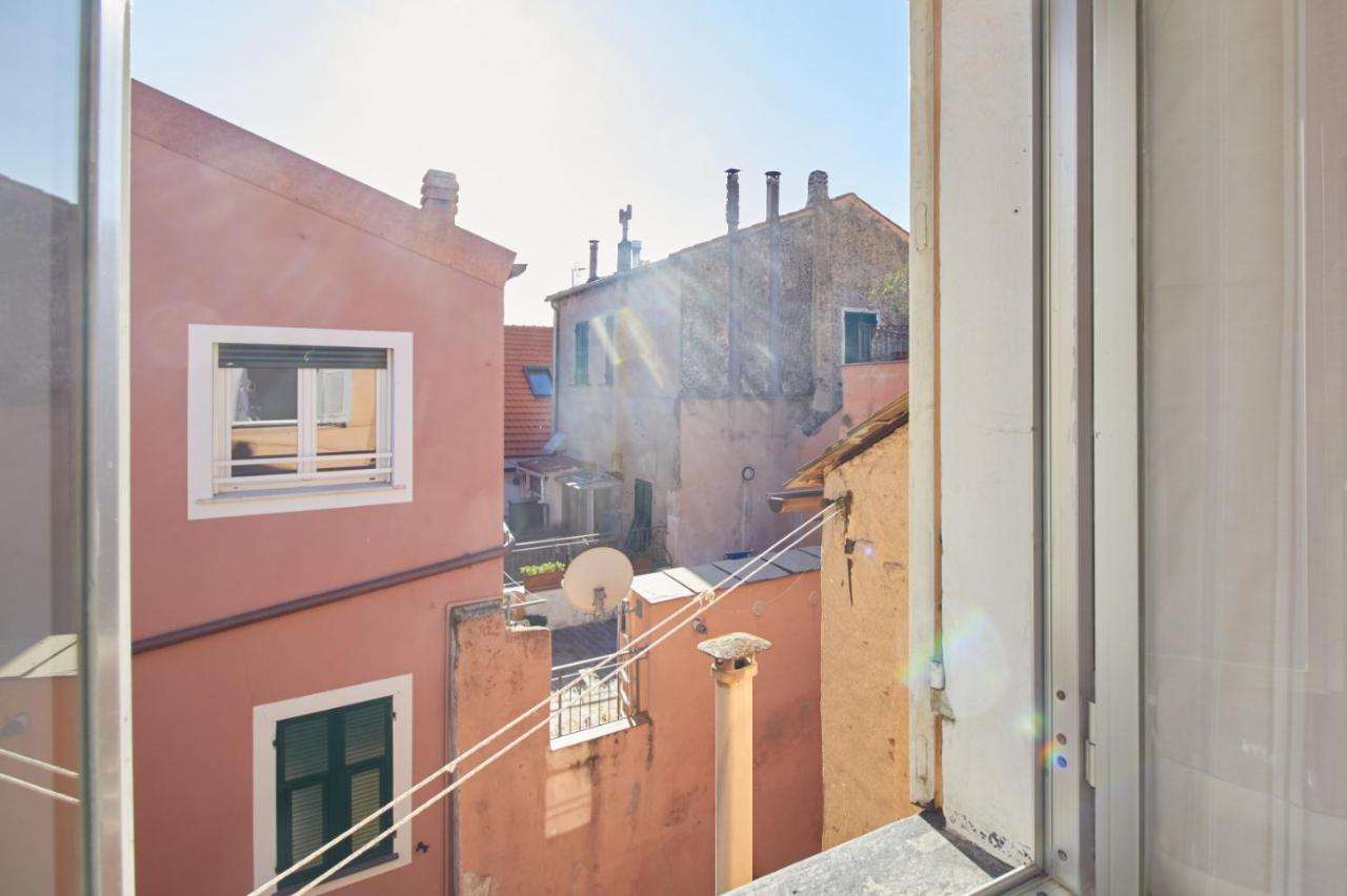 Apartamento Casa Cici A 50 Mt Dal Mare Finale Ligure Exterior foto